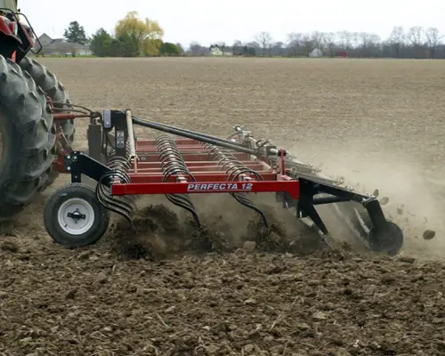 Perfecta Harrow Field Cultivator image 2