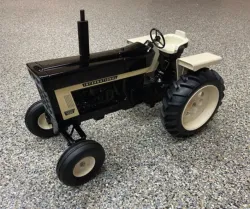 1/8 International 1066 Wide Front - Black Version Part #ZSM1631