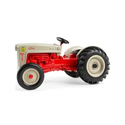 1:16 Ford 640 Tractor with FFA Logo Part #ERT61024