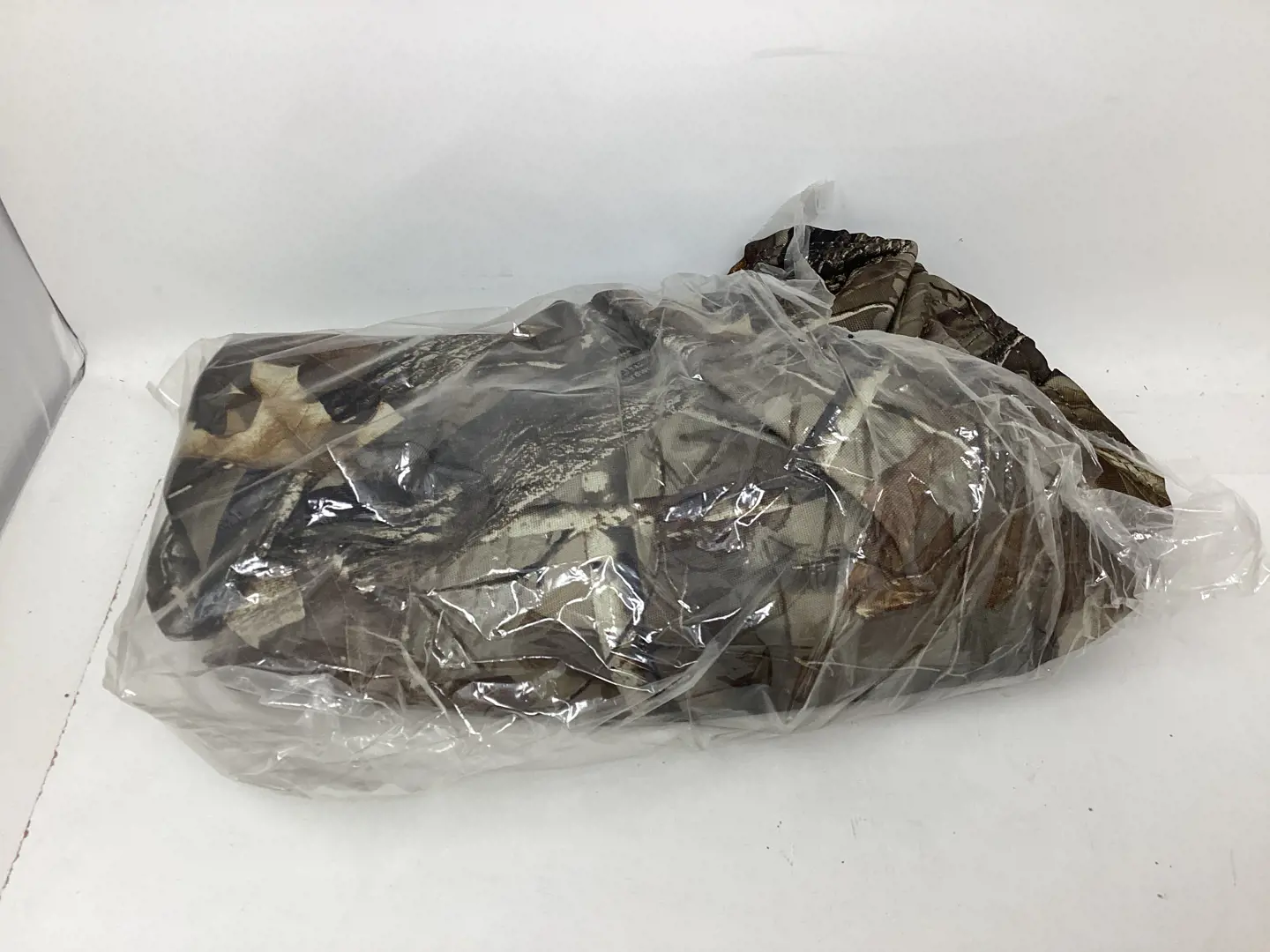専用です。 Kubota #V4263 CAMO ROOF COVER