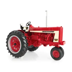 1:16 Farmall 806 Part #ZFN44429