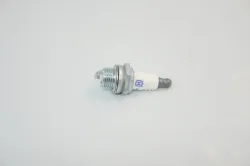SPARK PLUG HQT-2* Part #590710101