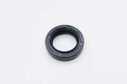 Kubota #52200-15670 SEAL, OIL