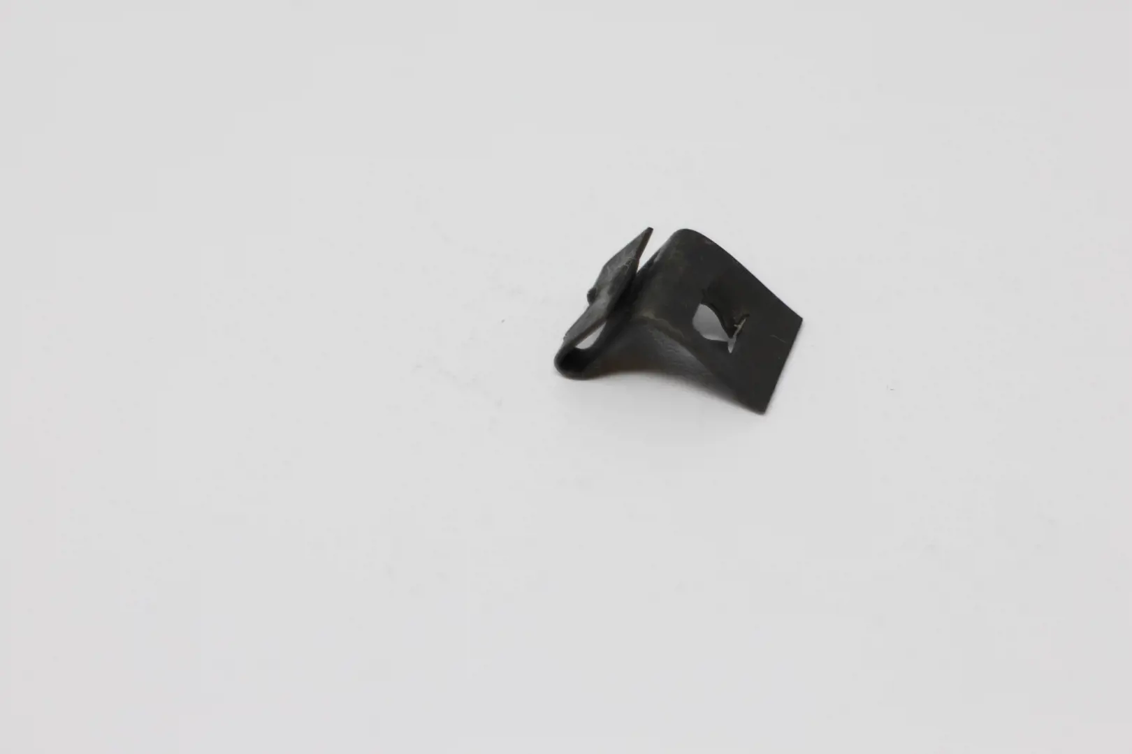 New Holland #83932200 NUT