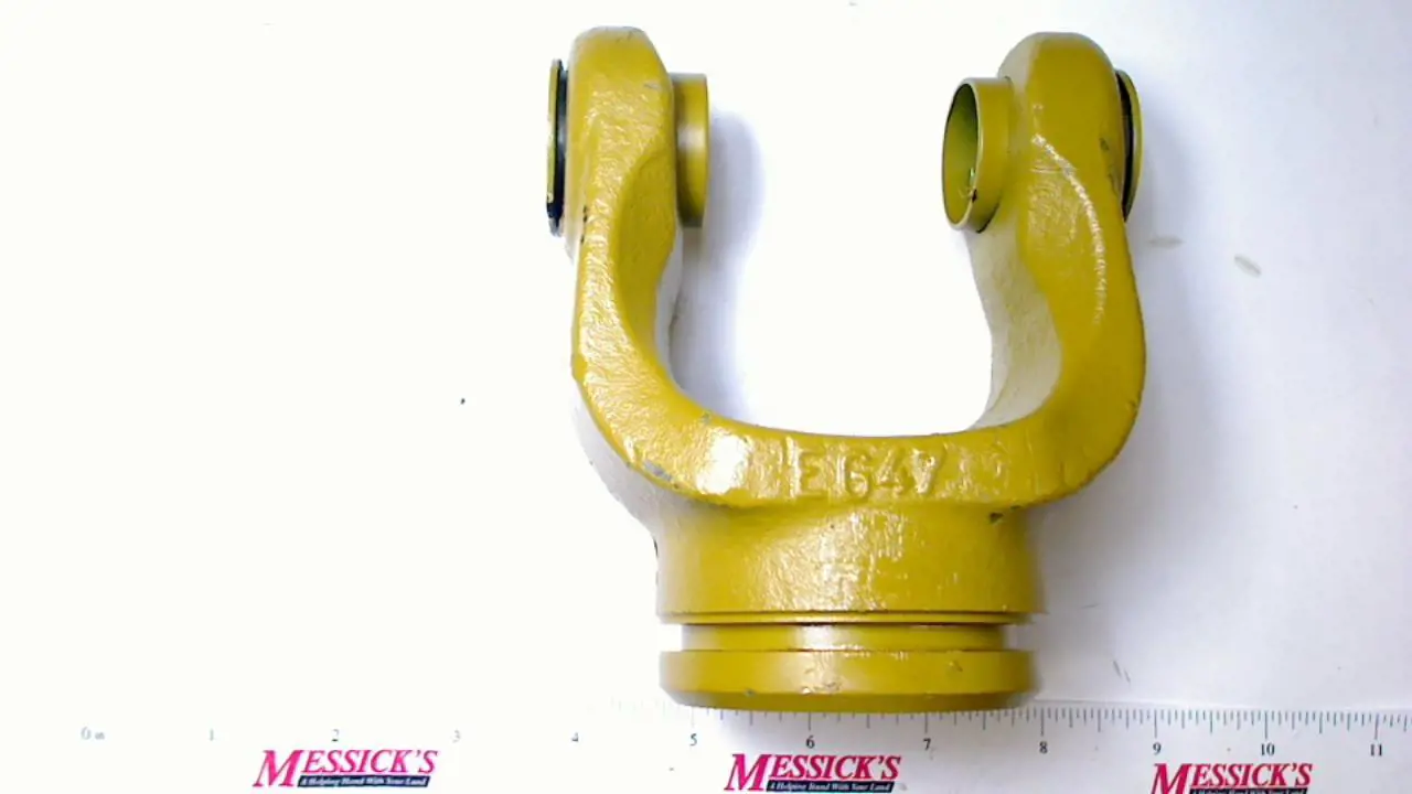 Bush Hog #67076 YOKE FOR SPLINED