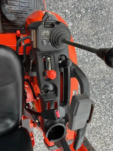 Kubota B26