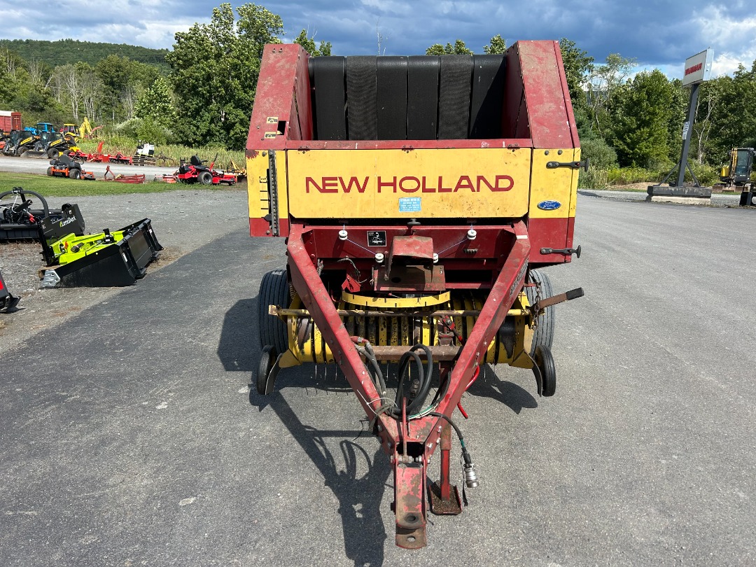New Holland 630