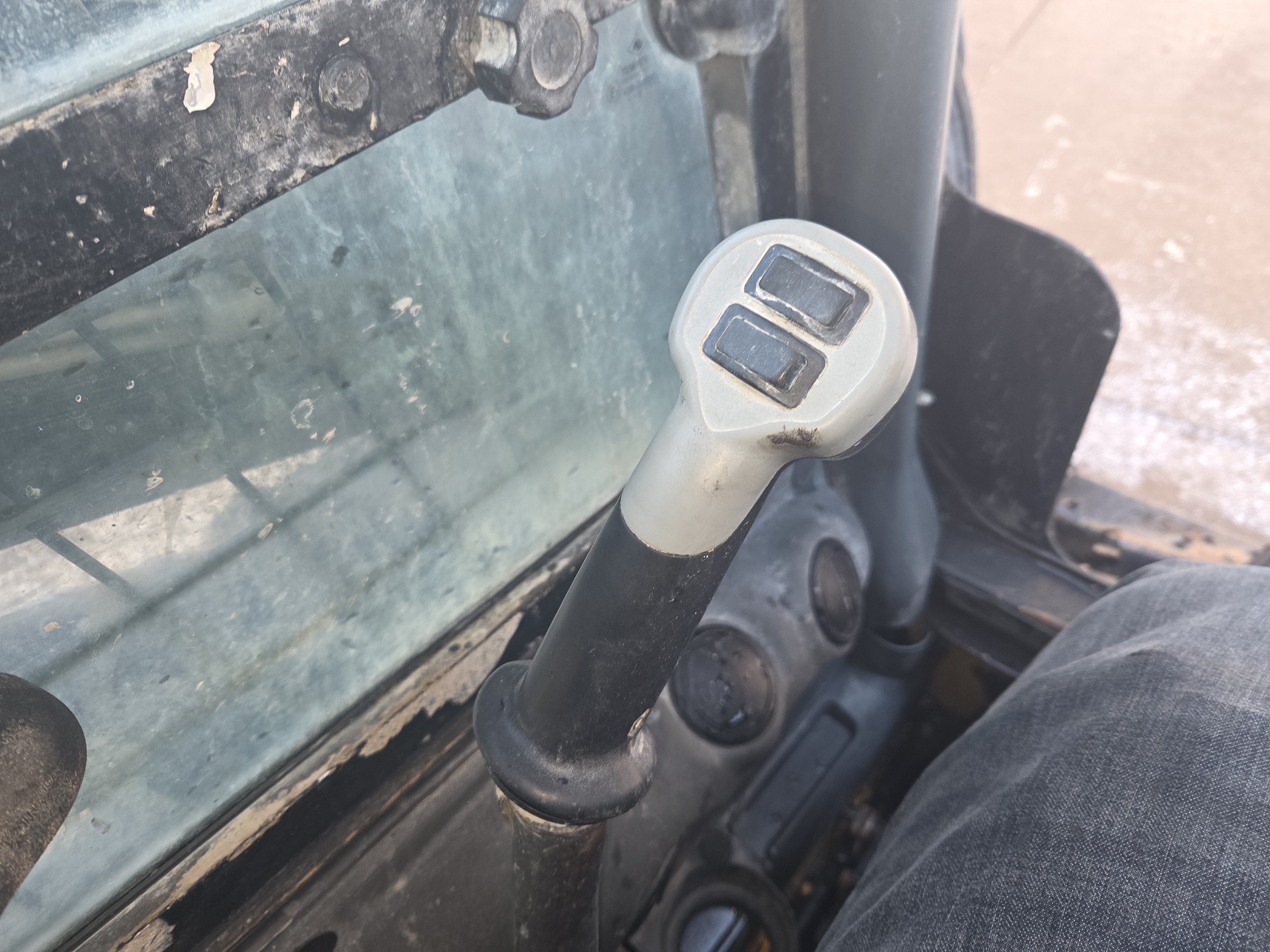 New Holland L228 T4 FINAL