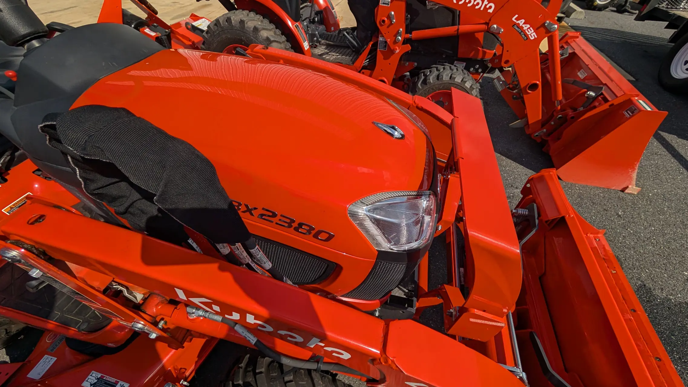 Kubota BX2380R14V-1
