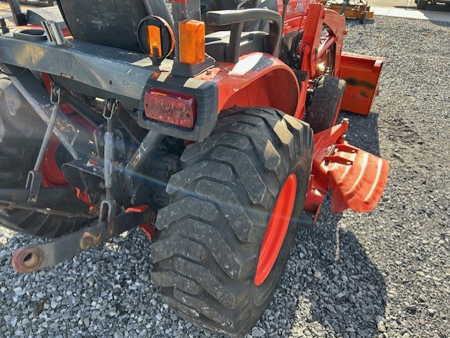 Kubota B3200HST
