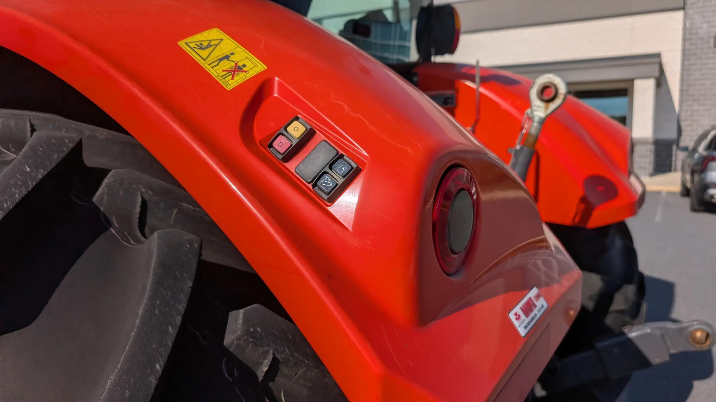 Kubota M7-172D