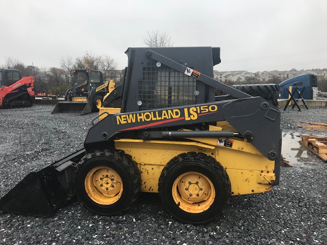 New Holland LS150