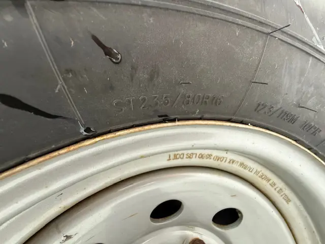 Load Trail DT8314072