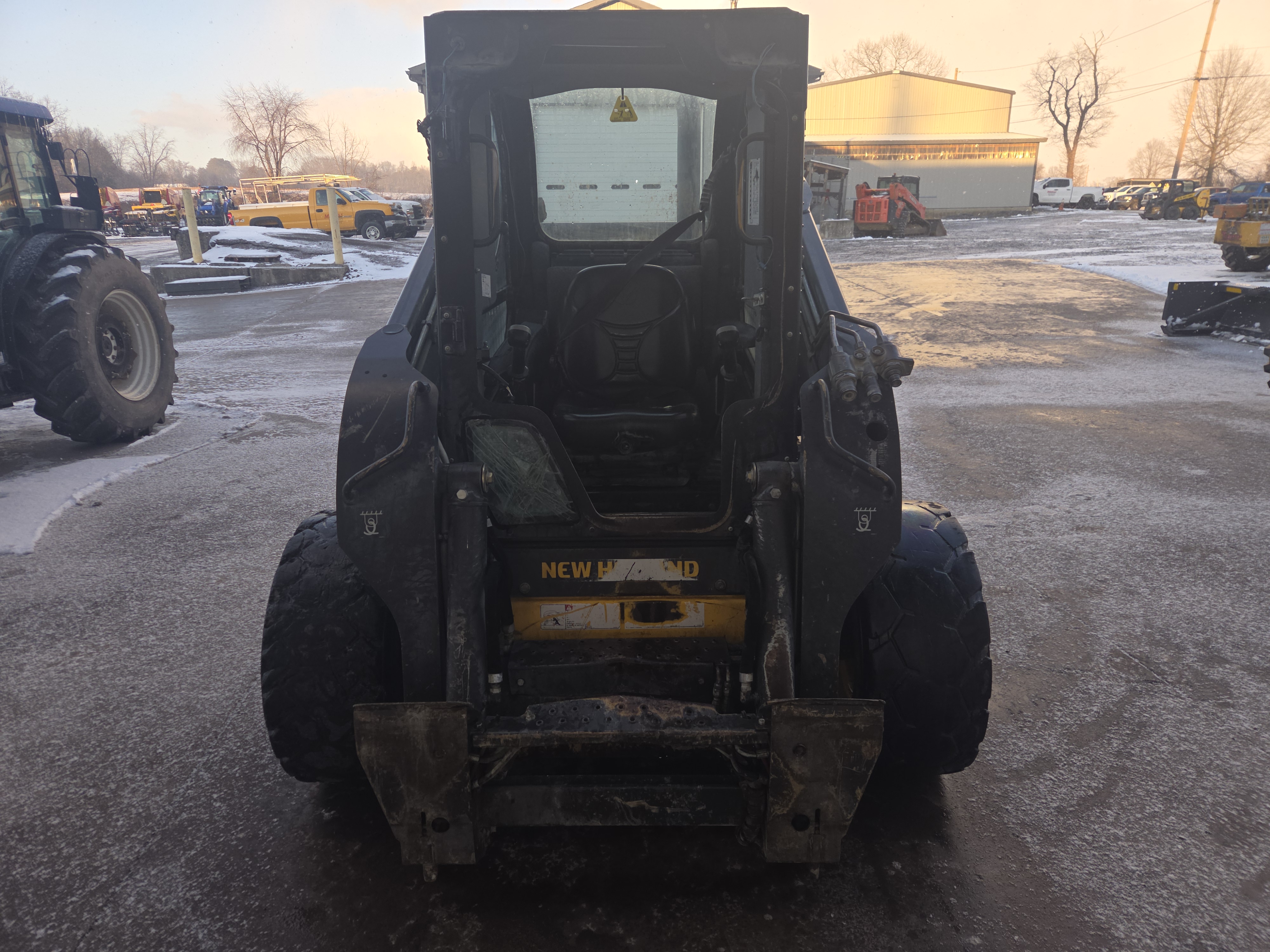 New Holland L228 T4 FINAL
