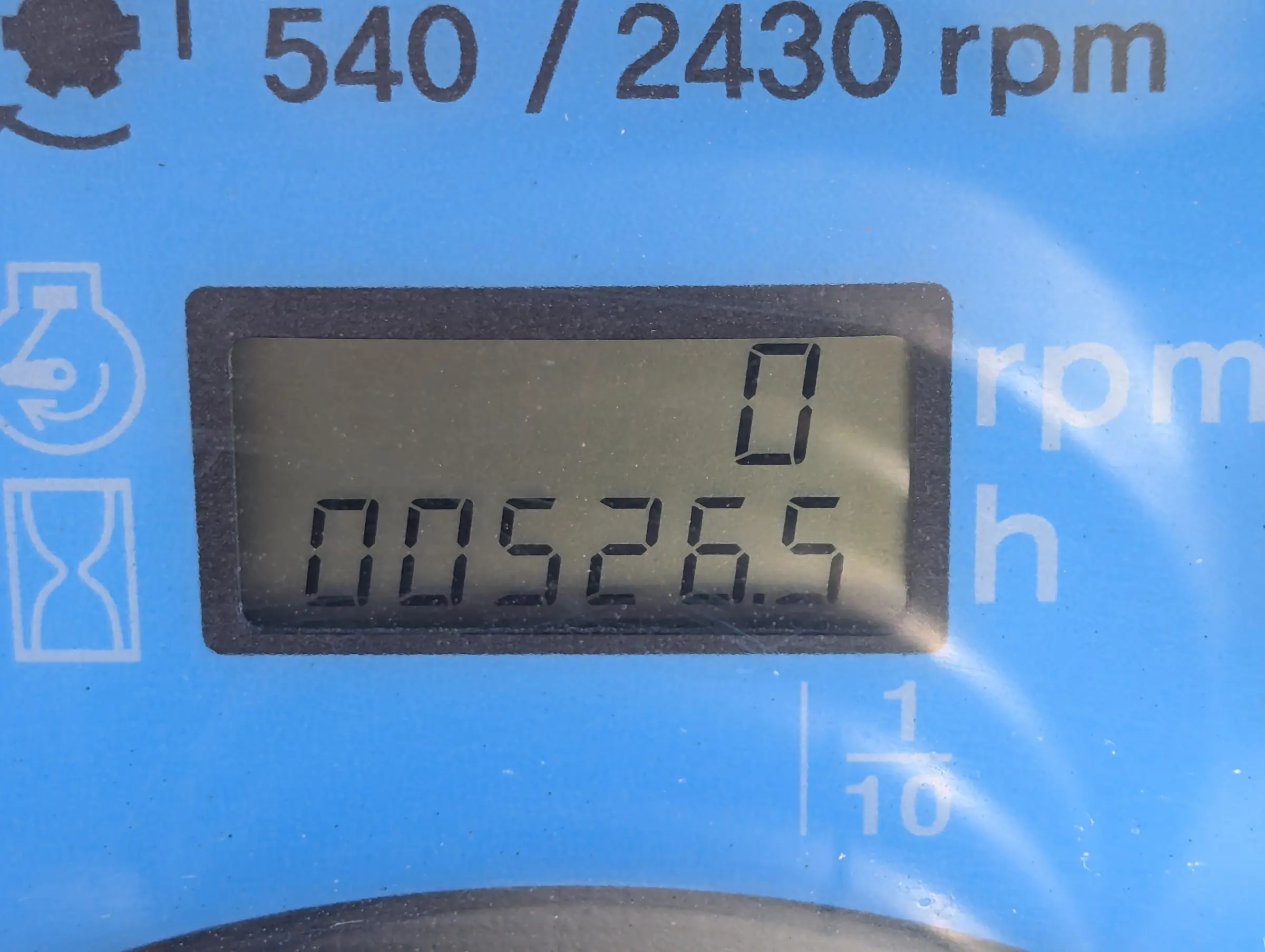 New Holland Boomer 24