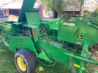 John Deere 338