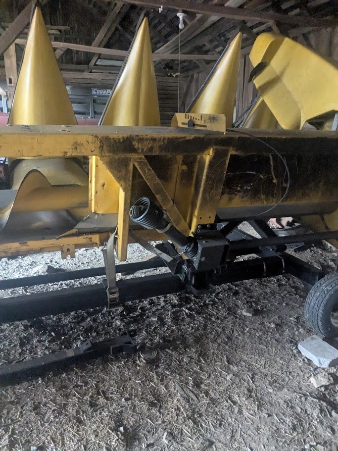 New Holland CR9040