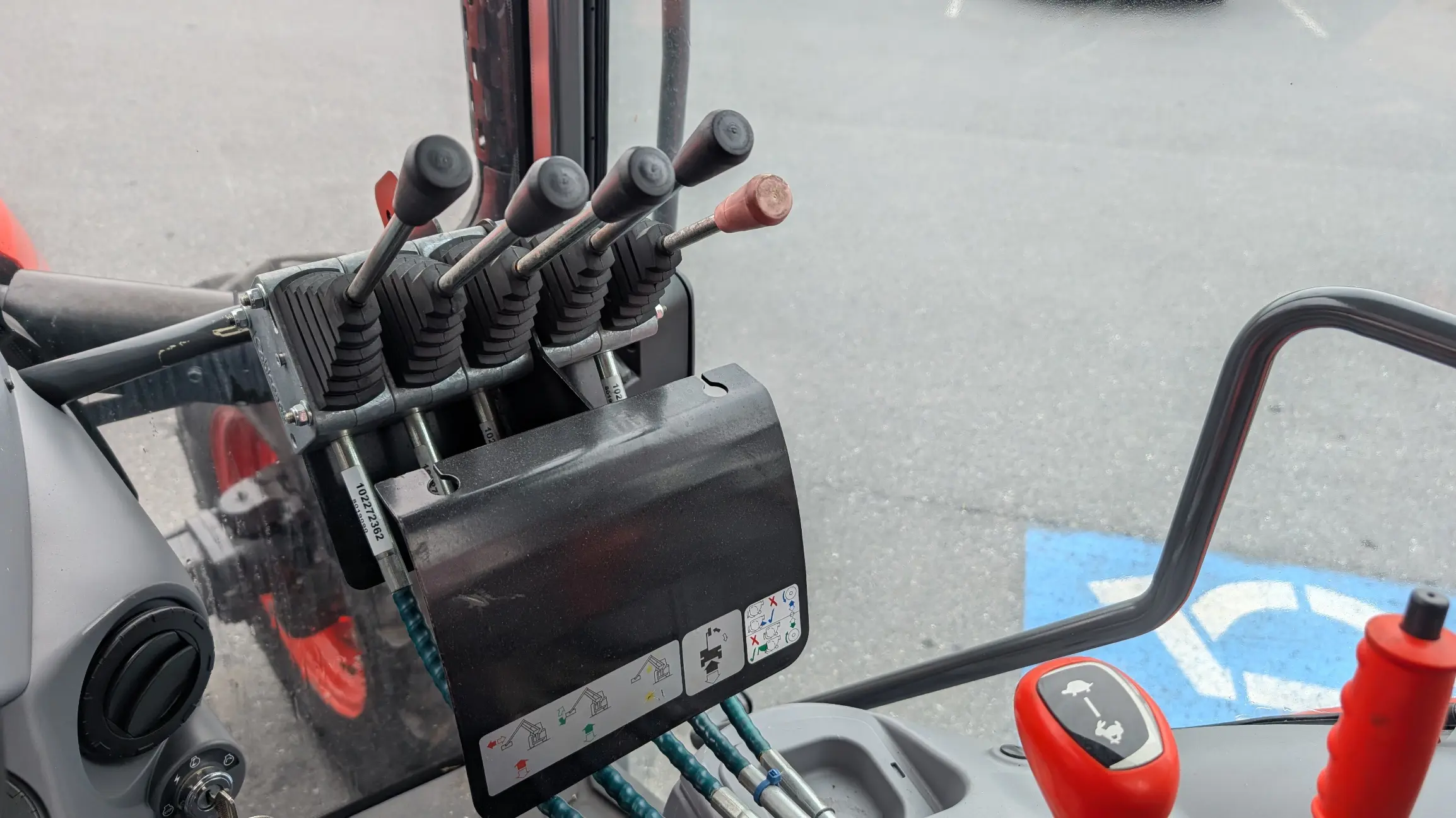 Kubota M5-091HDC12-1