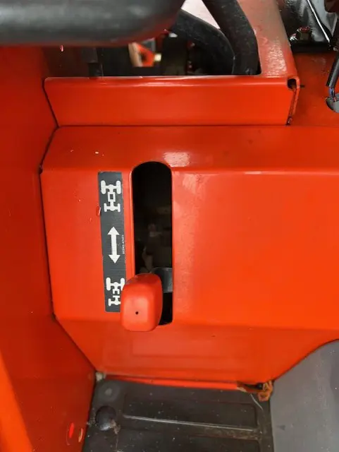 Kubota B26