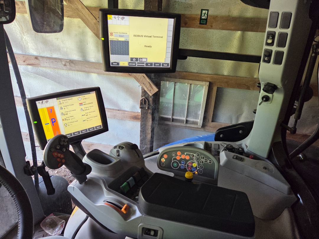 New Holland T7.230 AUTO COMM