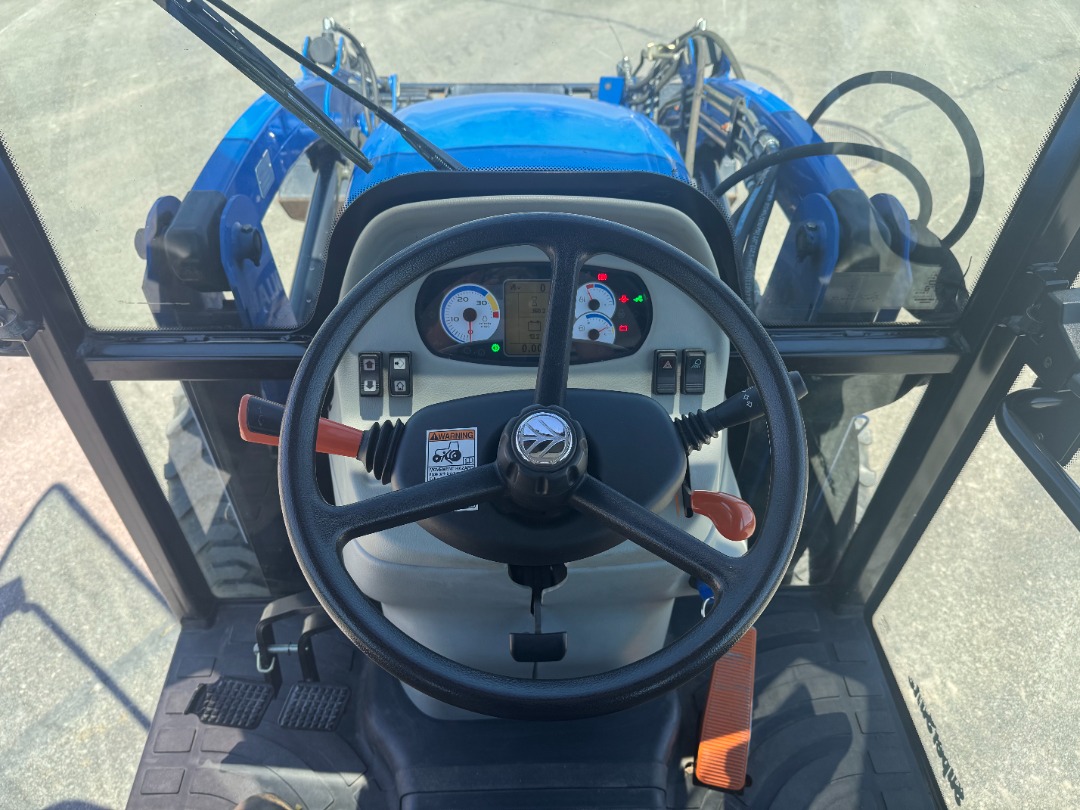 New Holland Boomer 46D