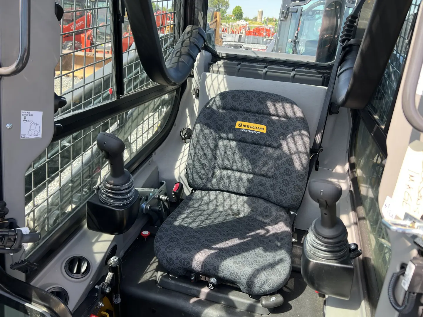 New Holland L320