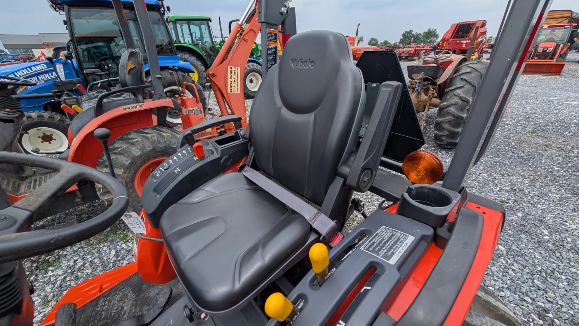 Kubota LX3310HSD