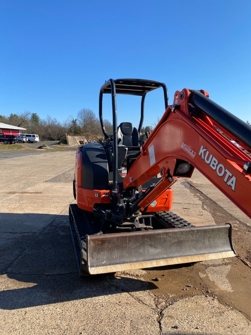 Kubota KX033-4R1