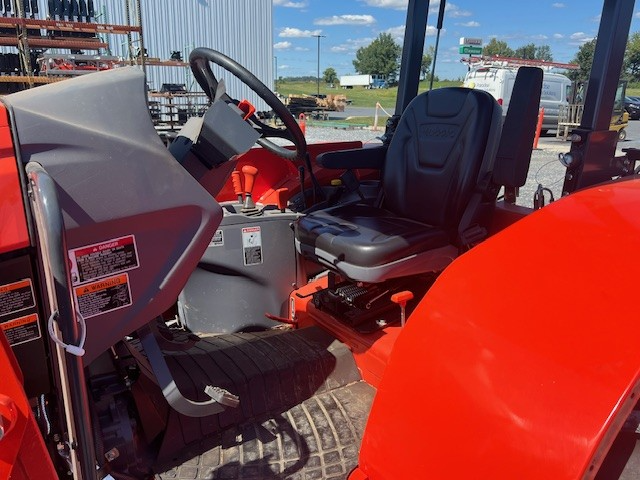 Kubota M5-111HD12