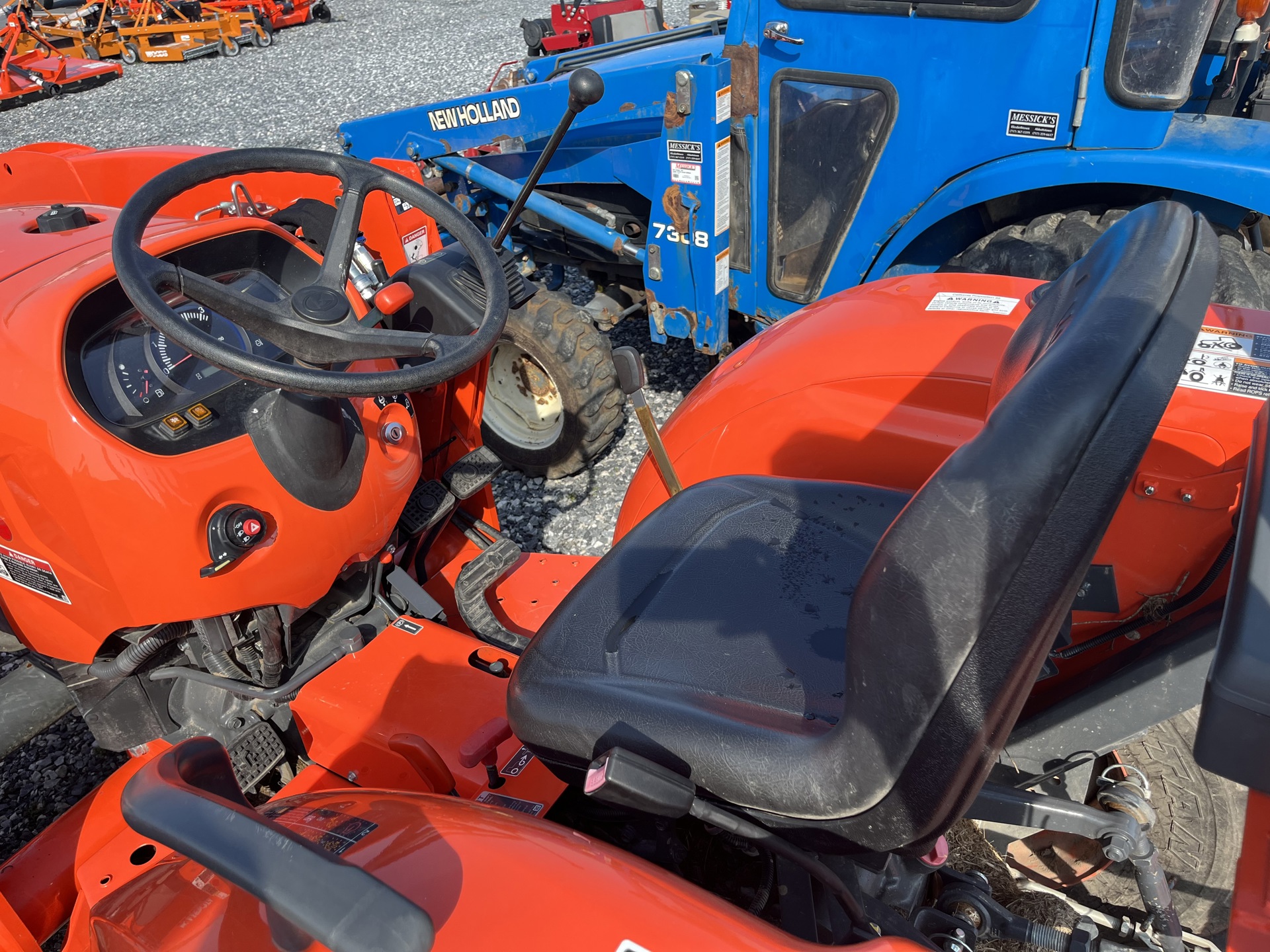 Kubota L3301HST