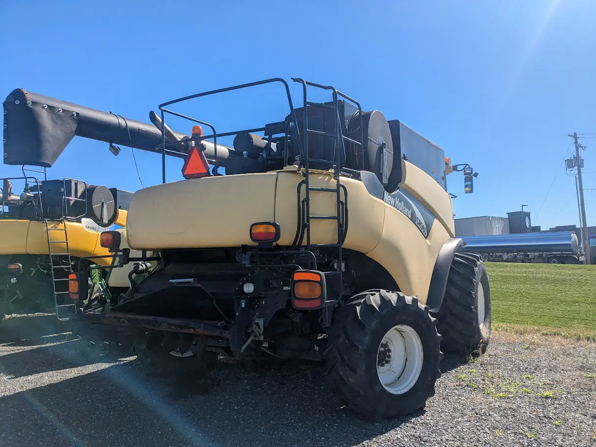 New Holland CR960