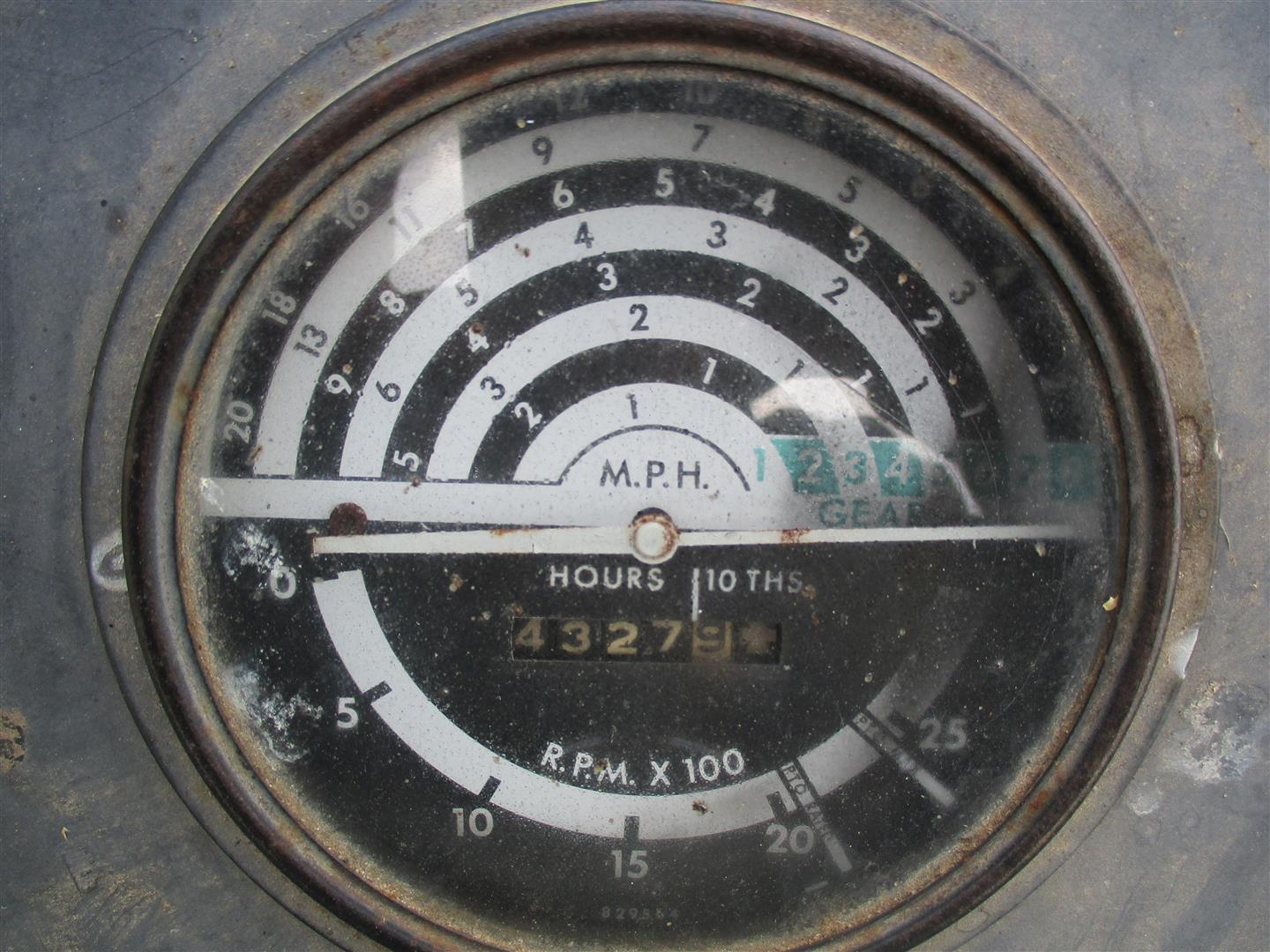 John Deere 2440