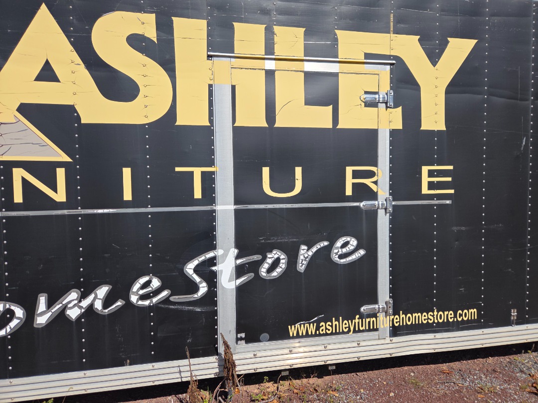 US Truck Body 28' Truck Box