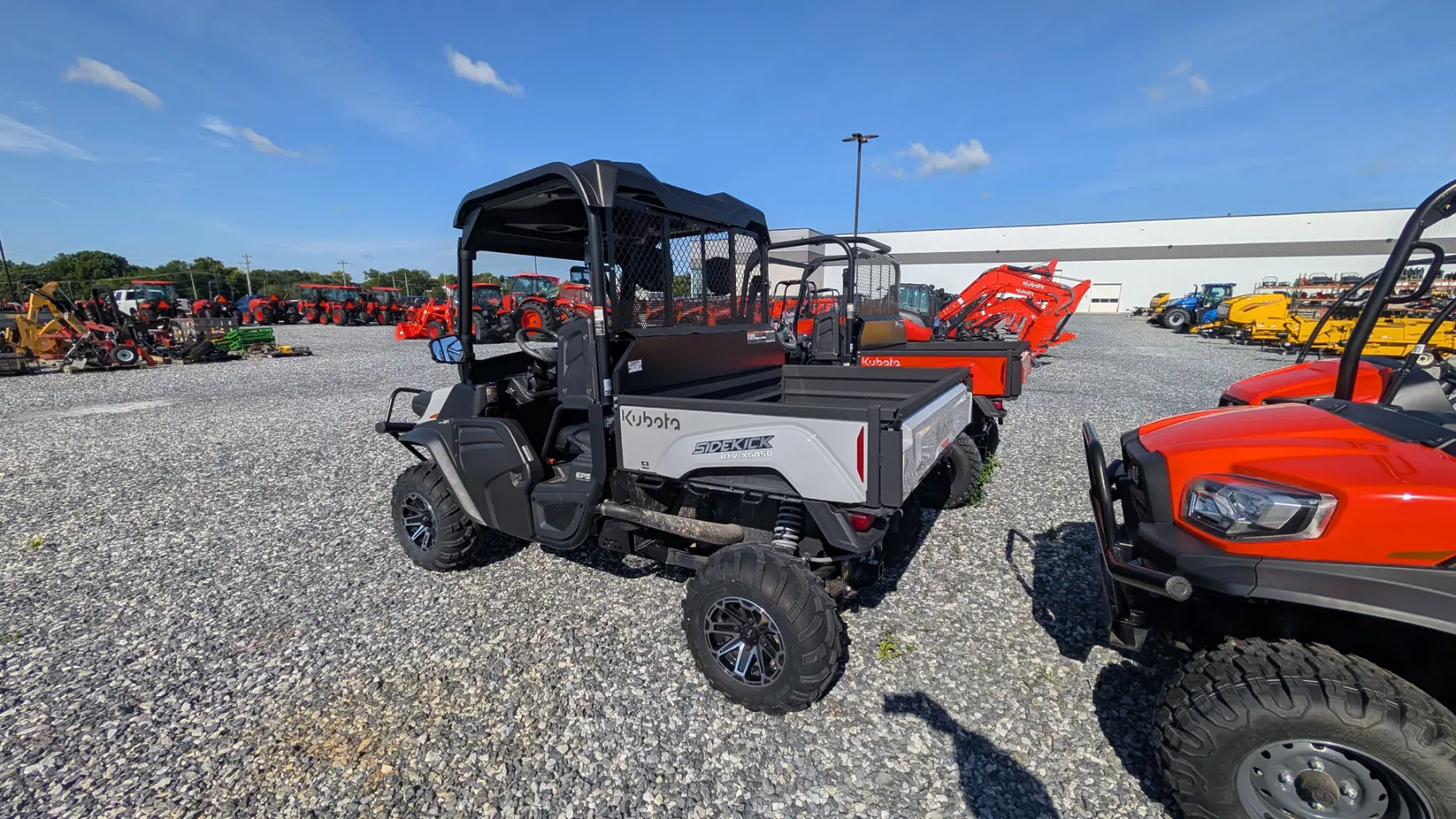 Kubota RTVXG850GLAS24-A