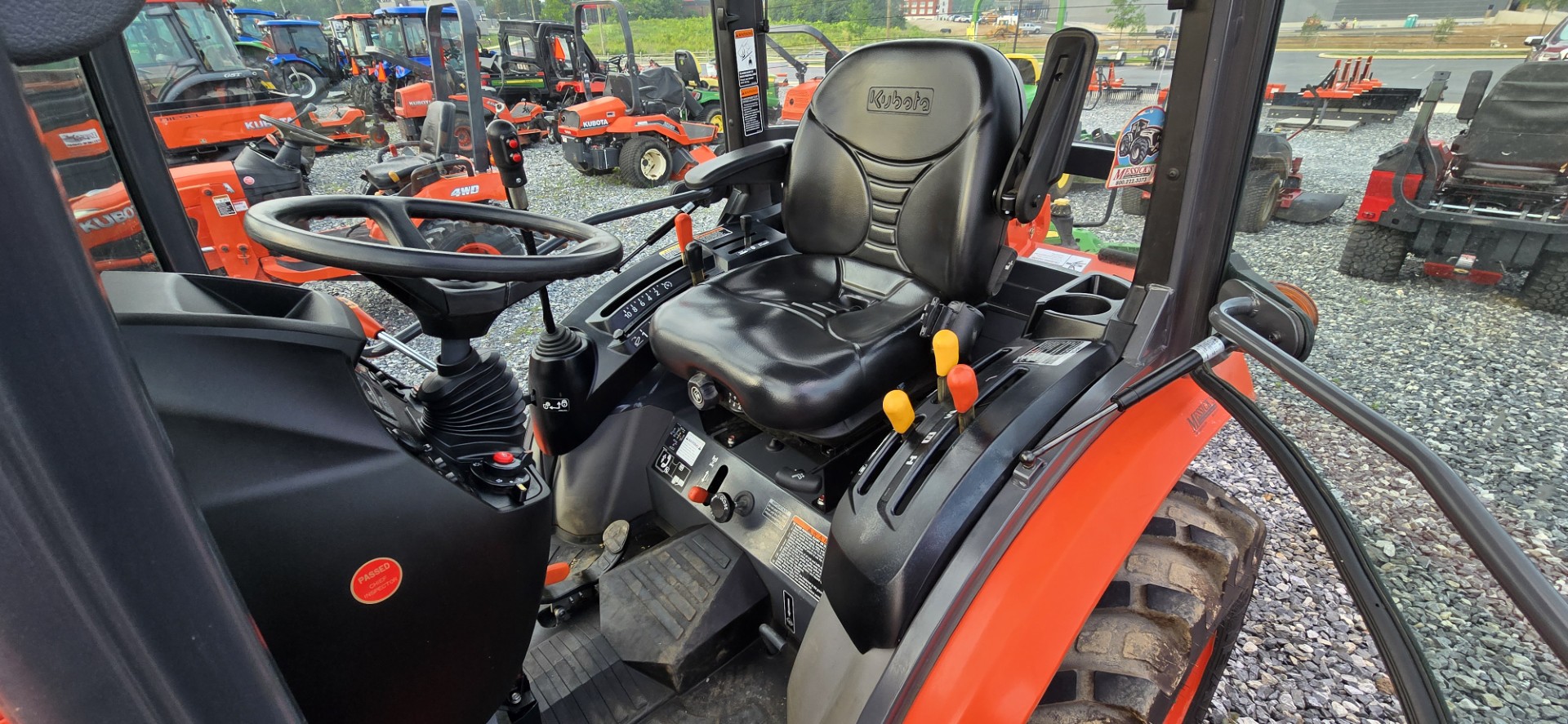 Kubota LX2610HSDC