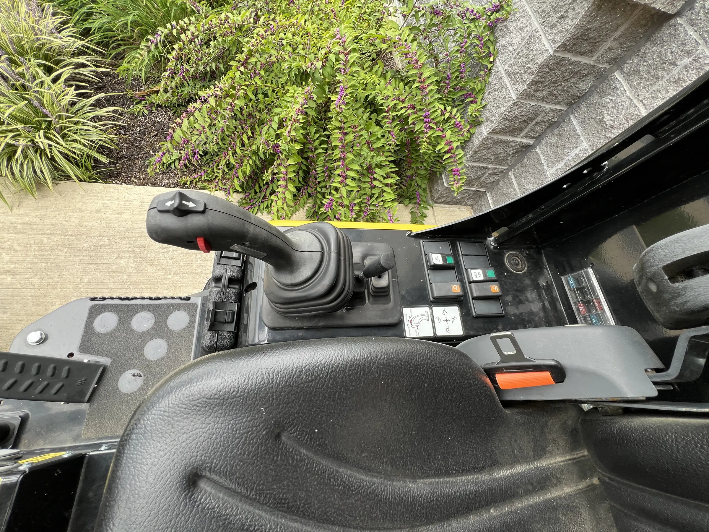 New Holland ML23