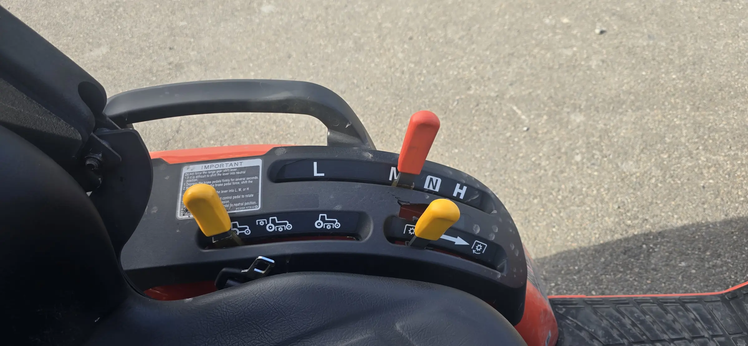Kubota B2601HSD-1