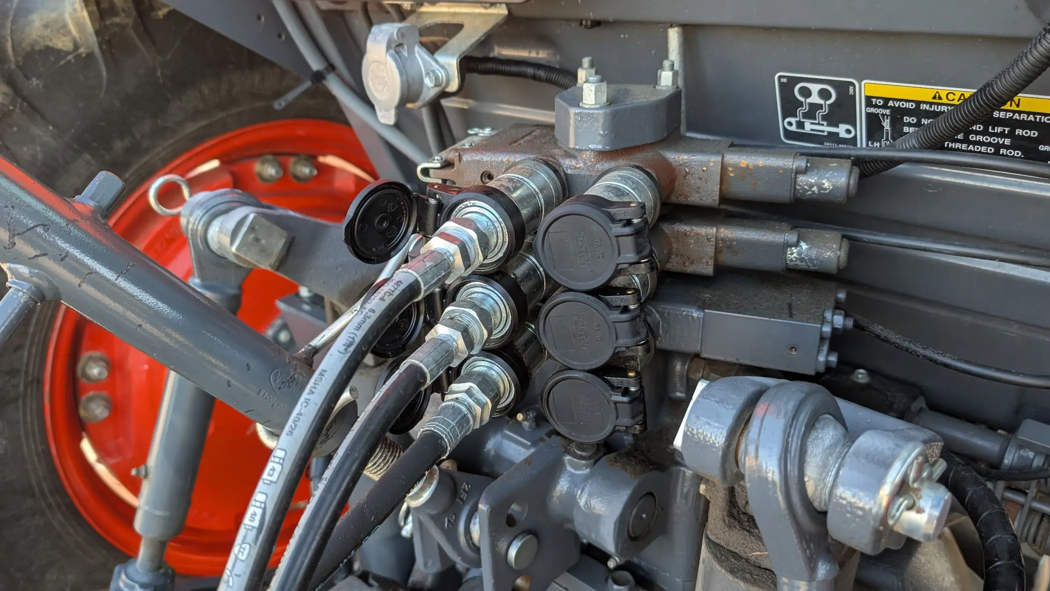 Kubota M6060HDC