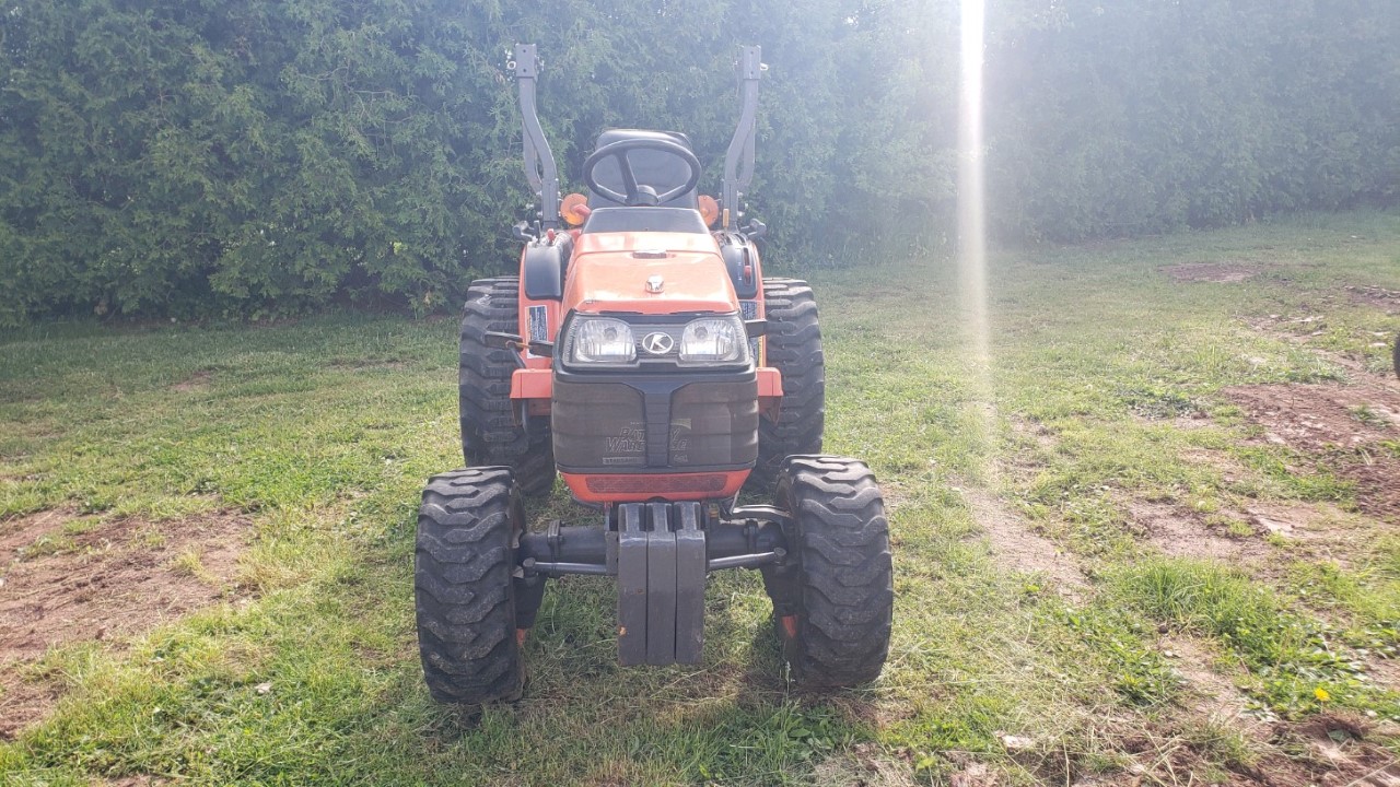 Kubota B7510