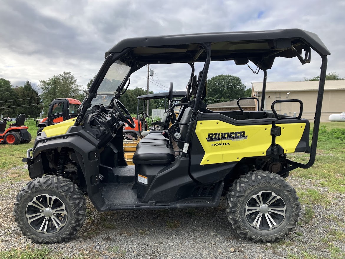 Honda Pioneer 1000-5 DELUXE