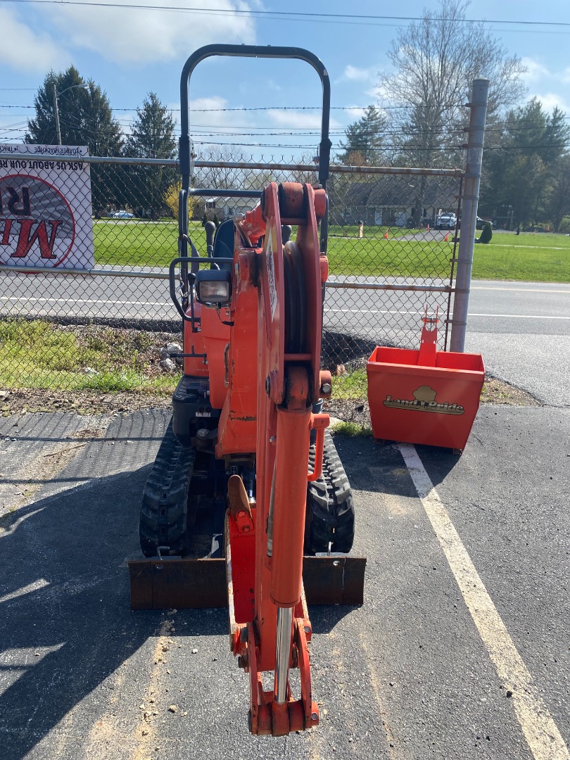 Kubota K008T4