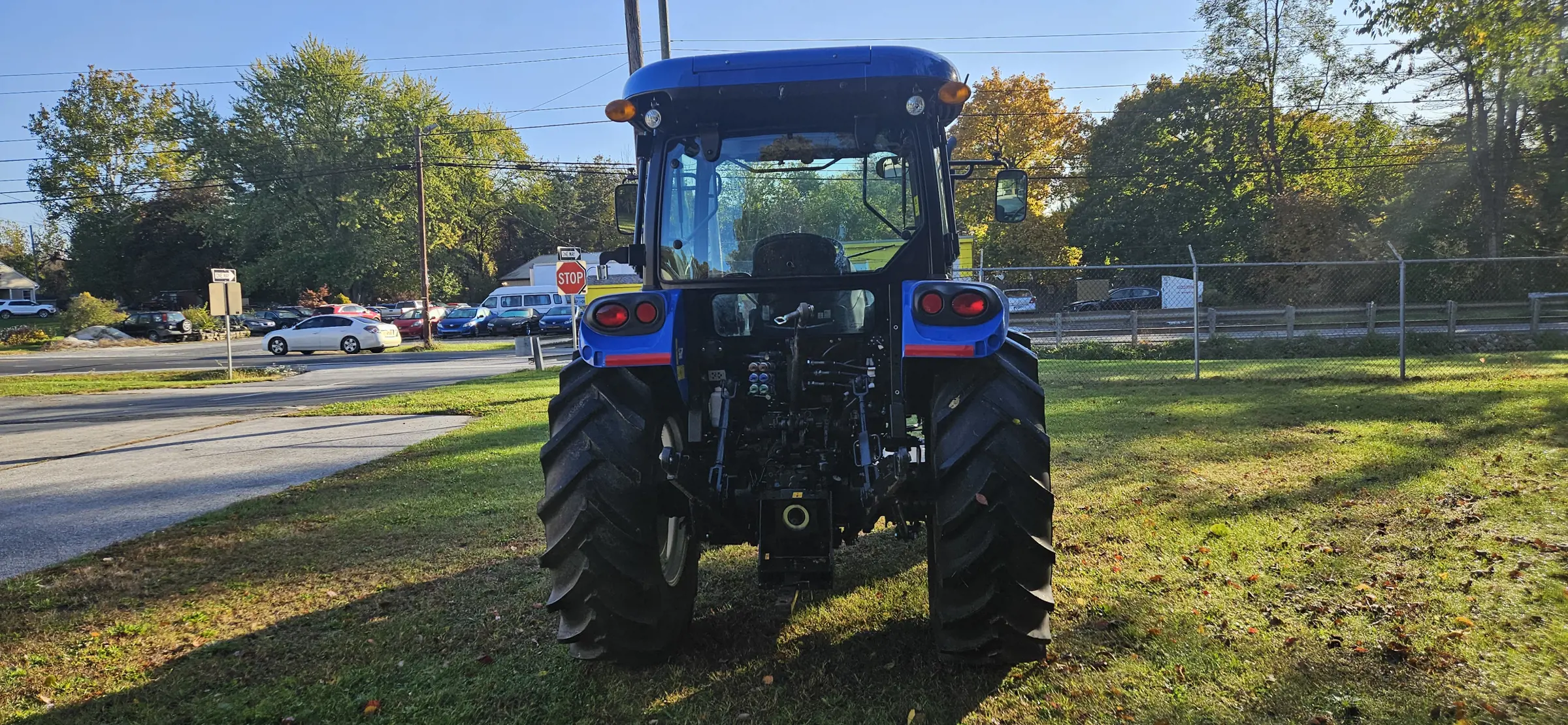 New Holland WORKMASTER 120 Tier4