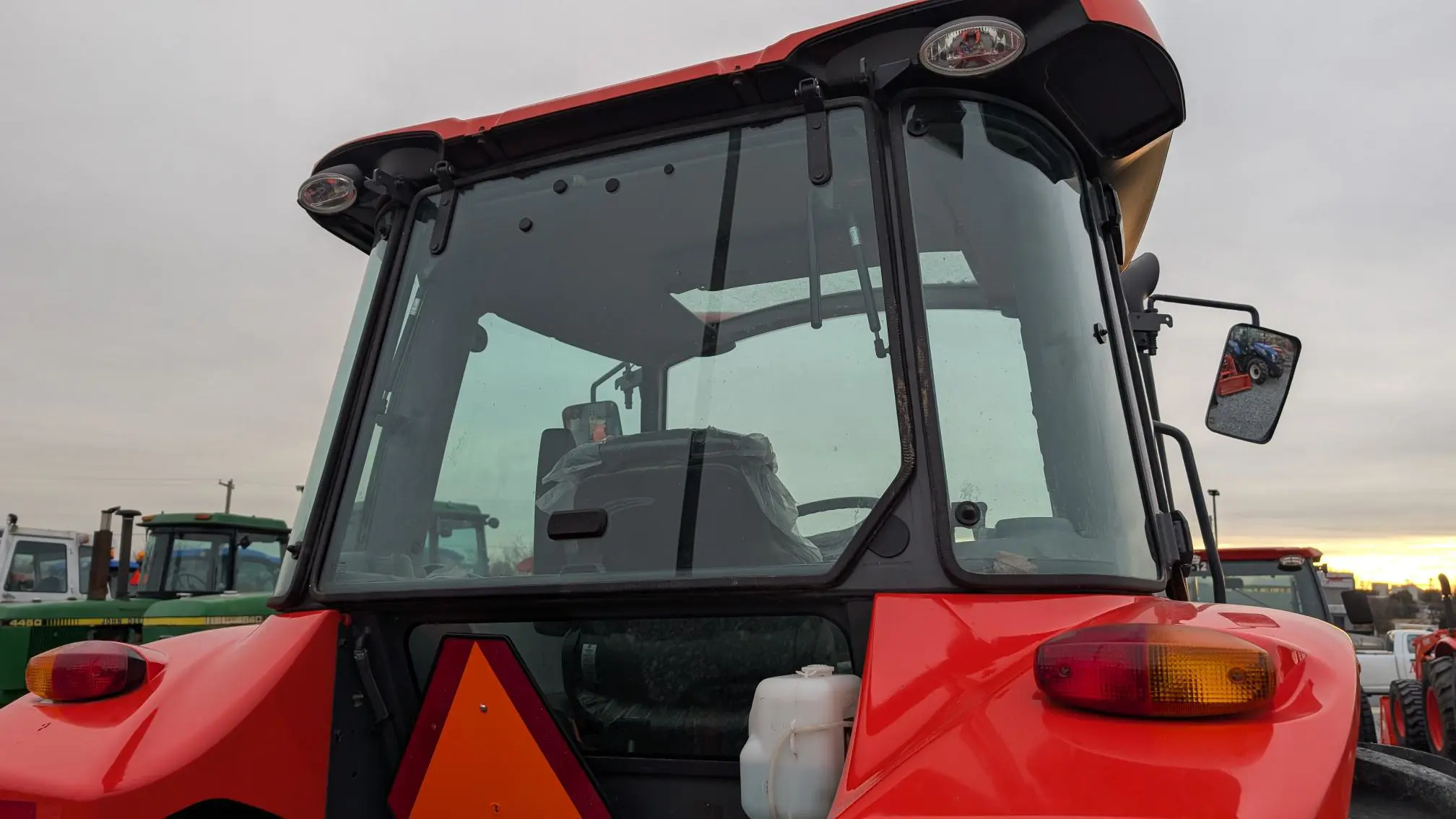 Kubota M5-111HDC12-1