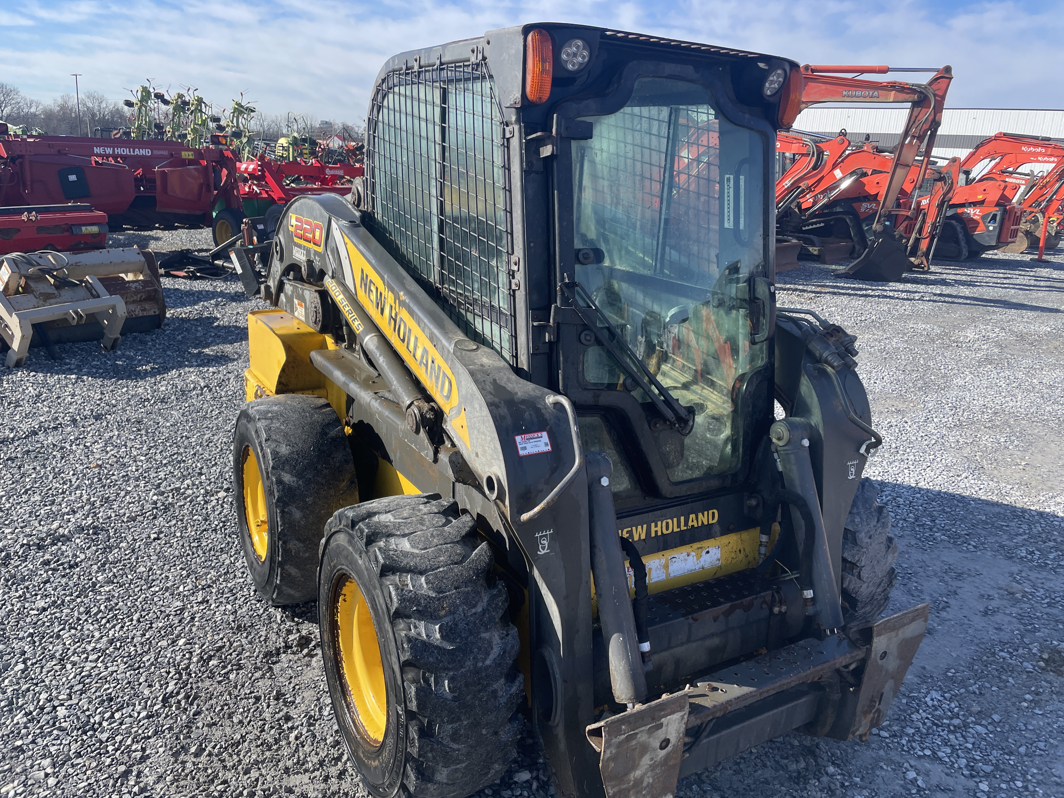 New Holland L220