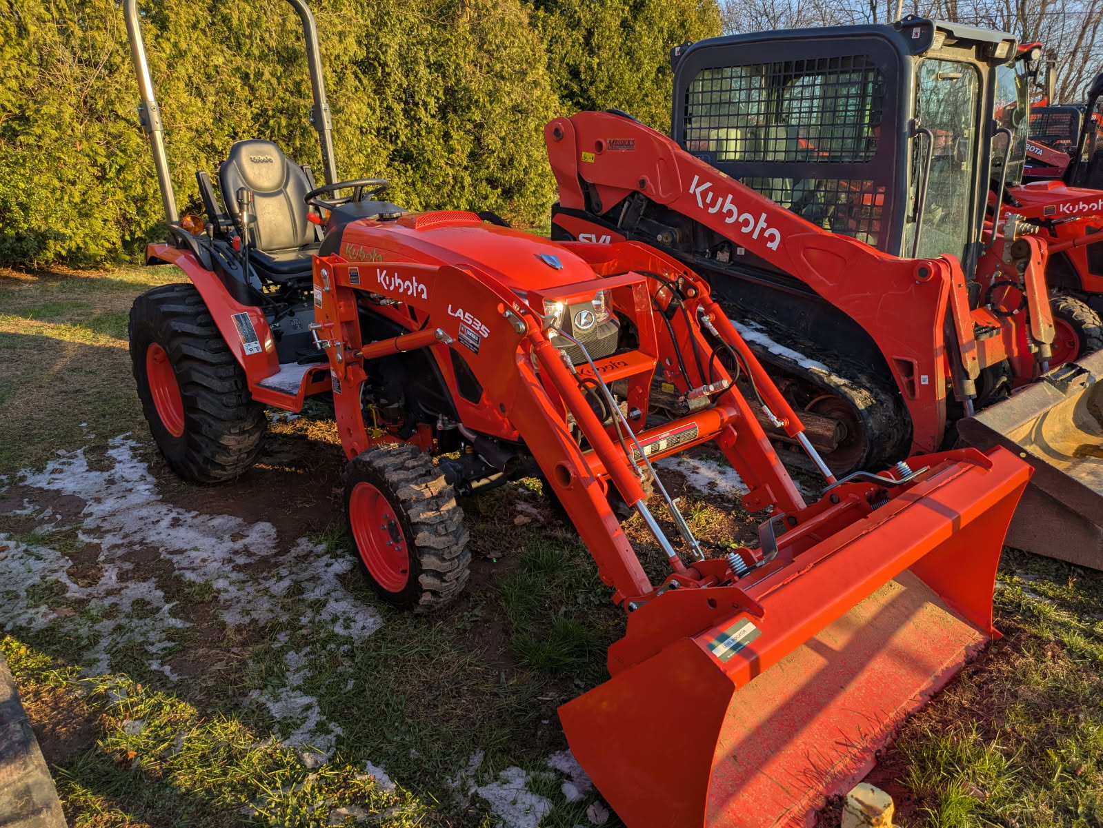 Kubota LX3310HSD