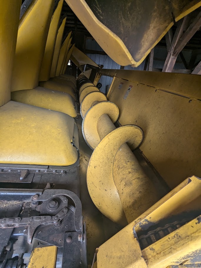 New Holland CR9040