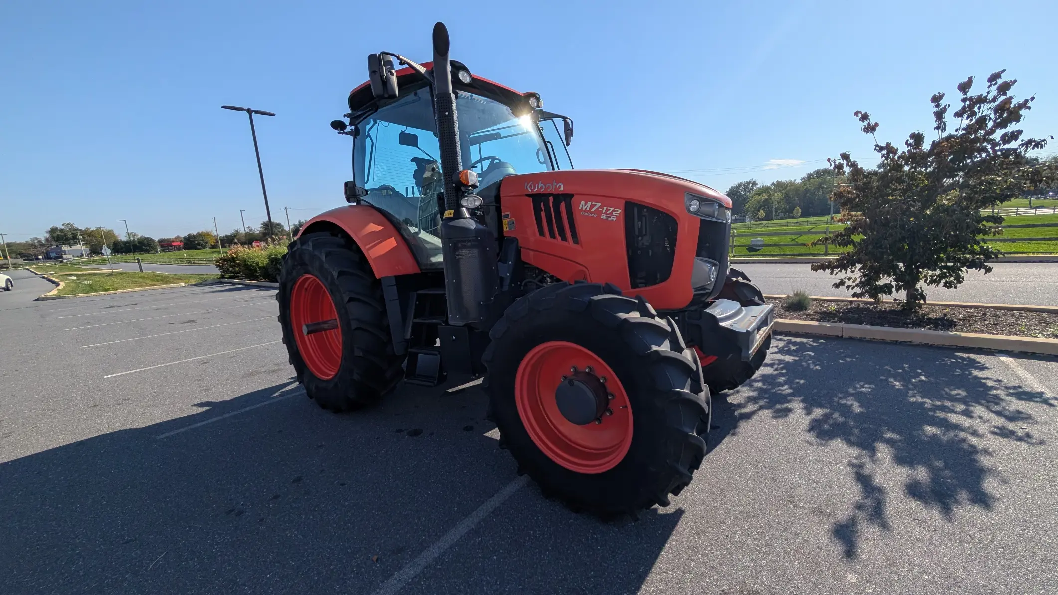 Kubota M7-172D