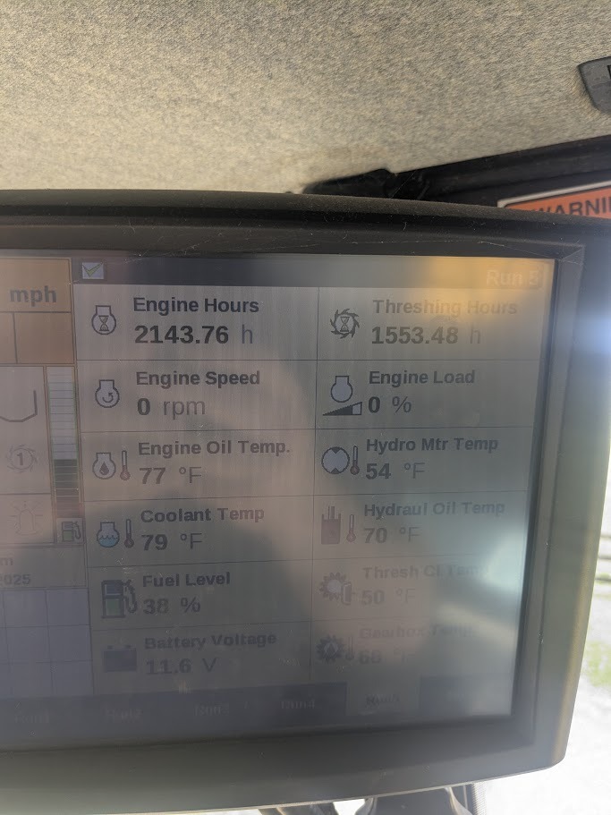 New Holland CR9040