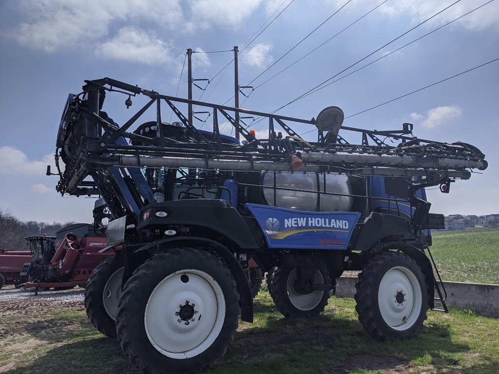 New Holland SP.345F