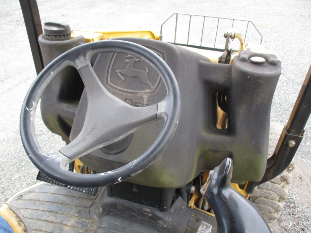 John Deere 110